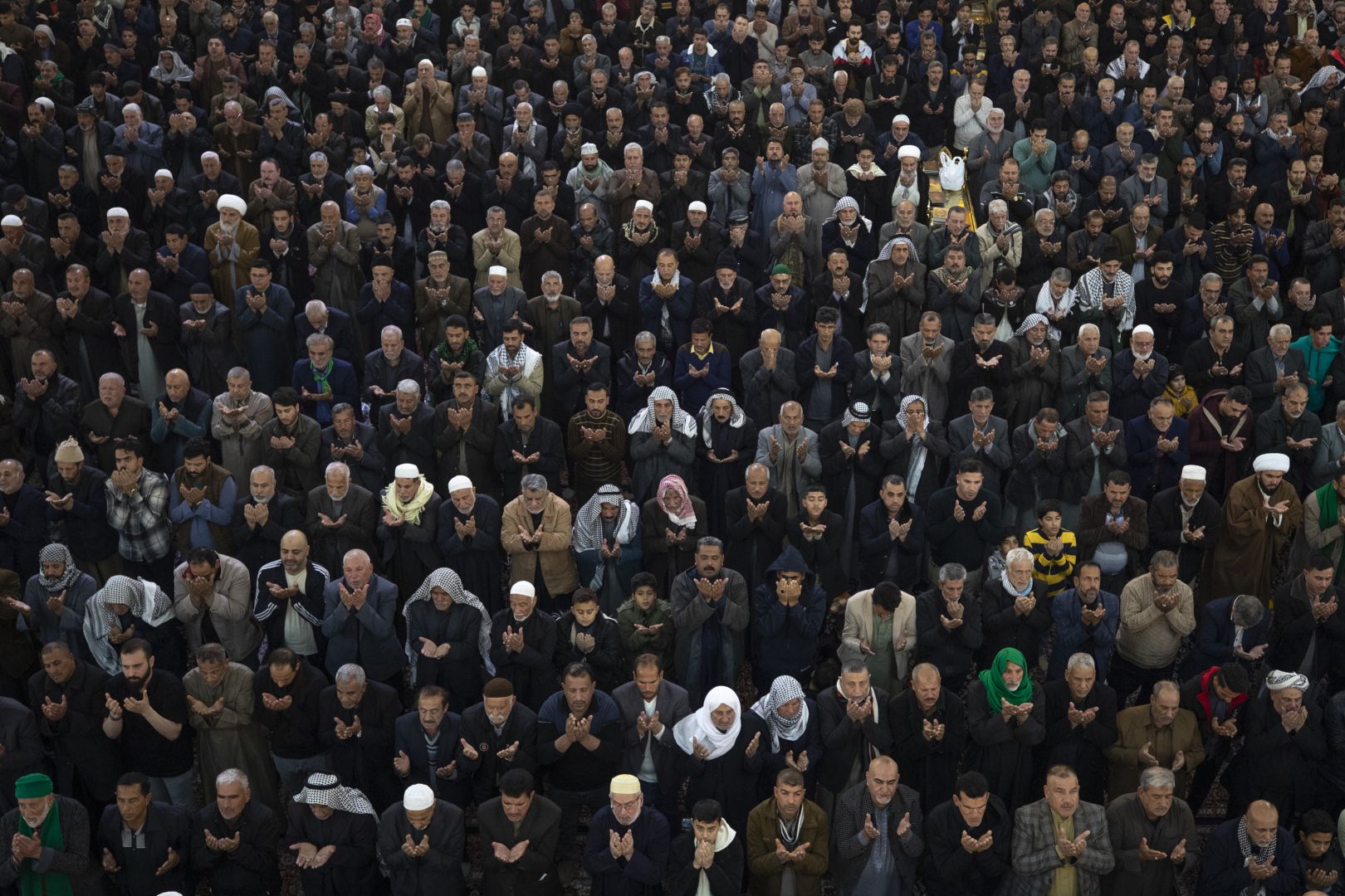 الولاء للدين أم للوطن؟!