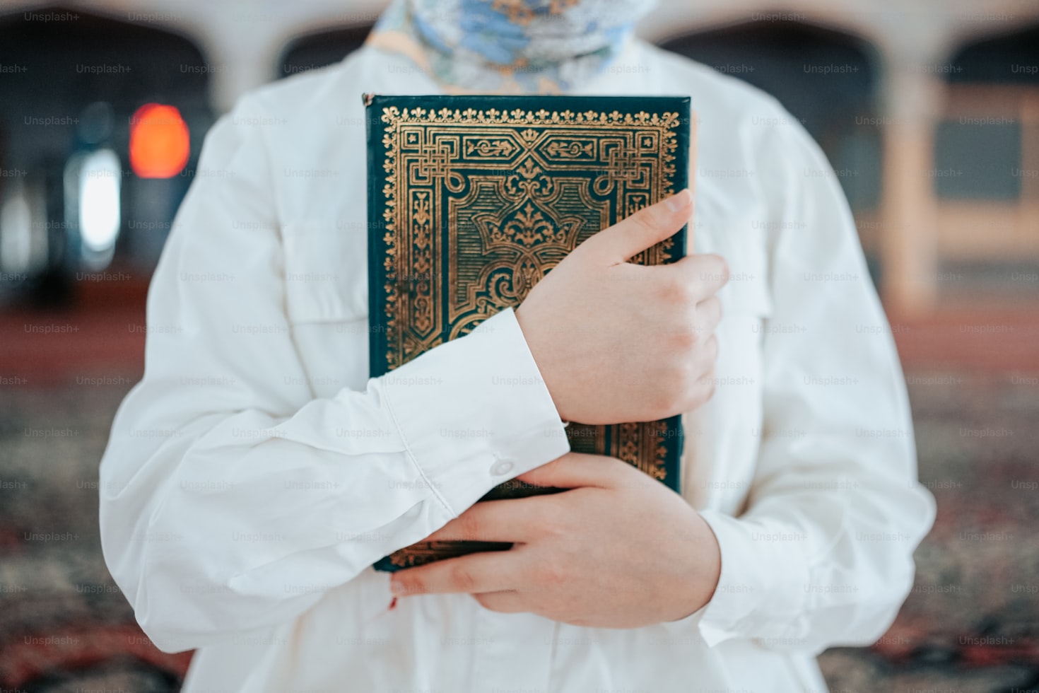 العلم بديلاً عن الدين!